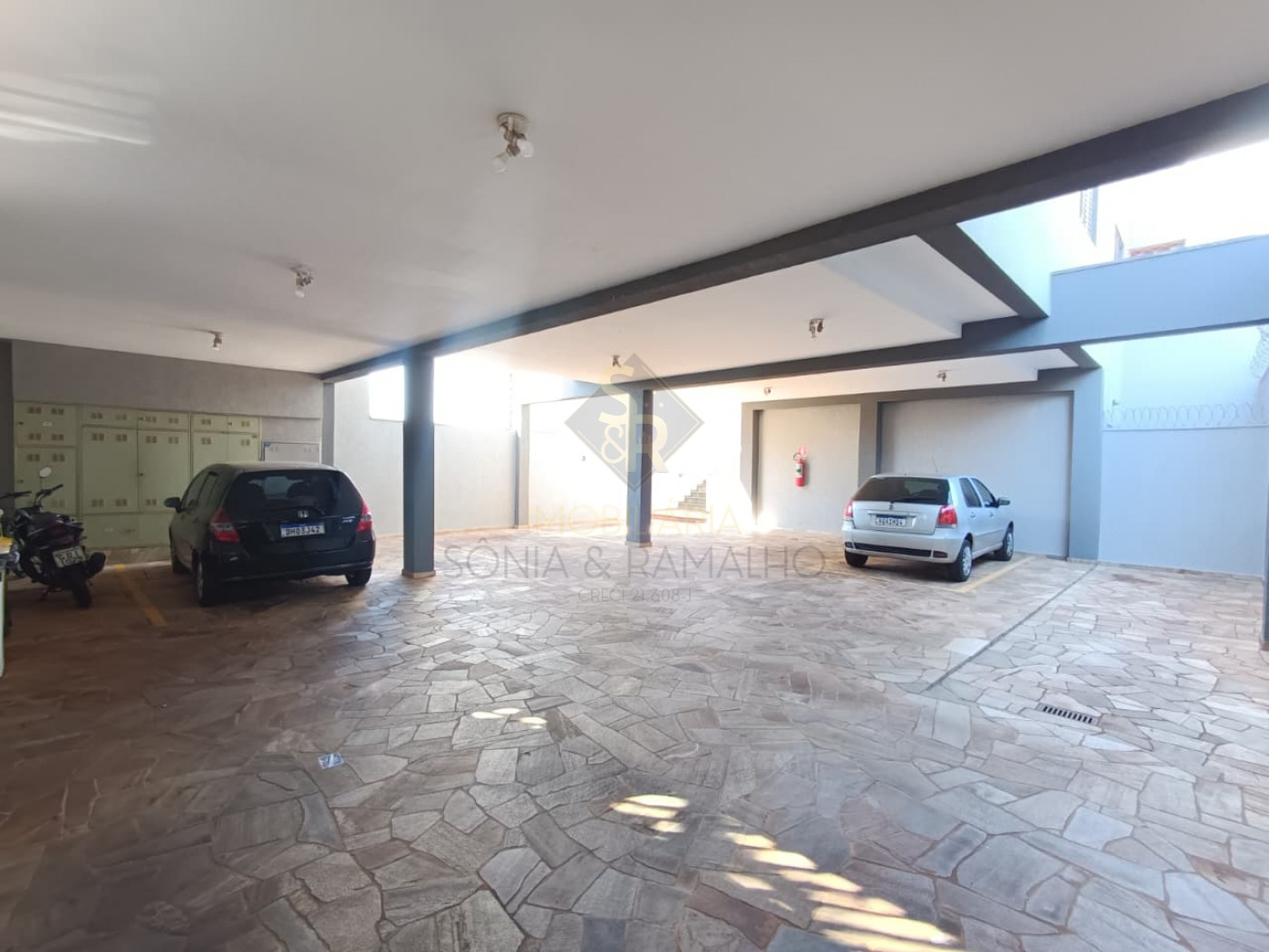 Alugar Apartamentos / Padr&atilde;o em Ribeir&atilde;o Preto R$ 1.000,00 - Foto 21