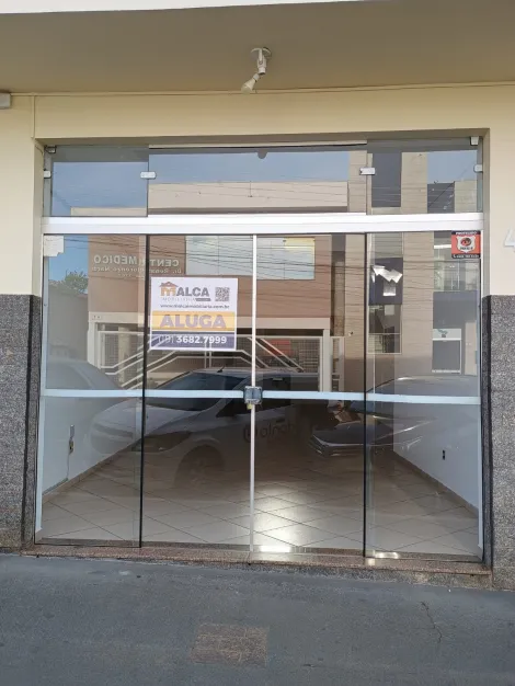 Sao Jose do Rio Pardo Centro Comercial Locacao R$ 1.800,00  Area do terreno 200.00m2 