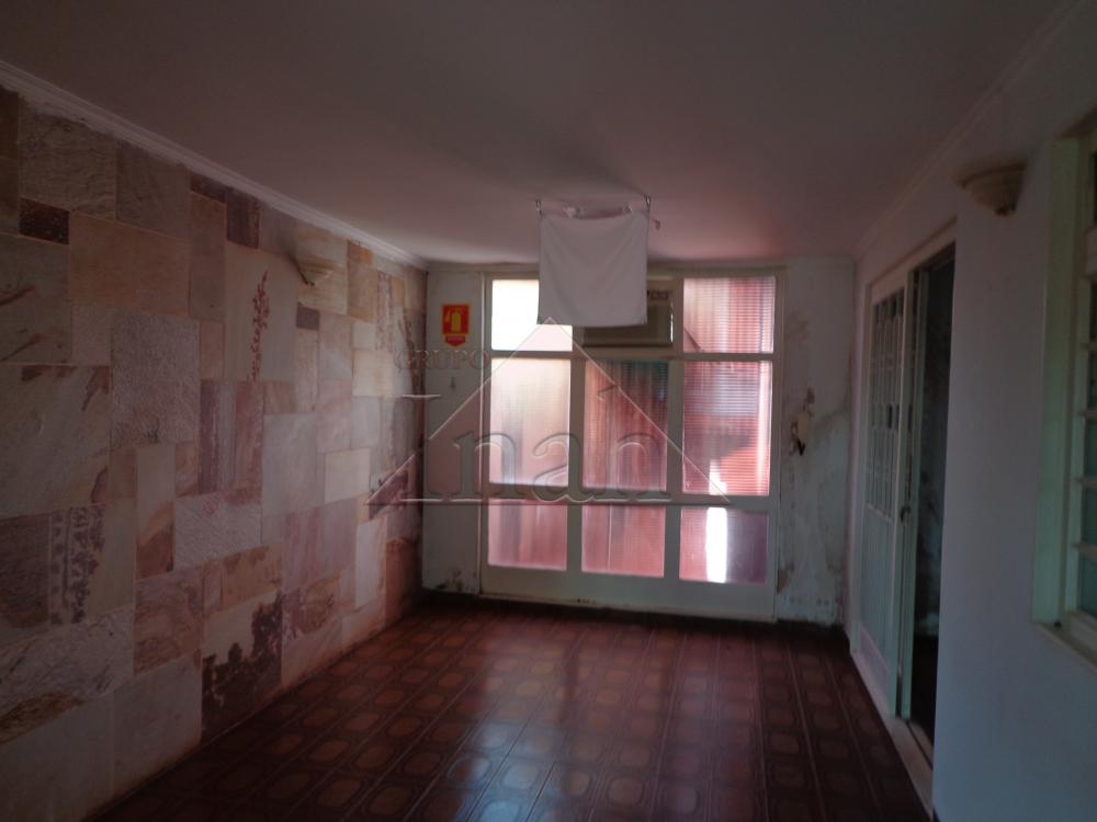 Alugar Casas / Casa em Ribeir&atilde;o Preto R$ 1.800,00 - Foto 1