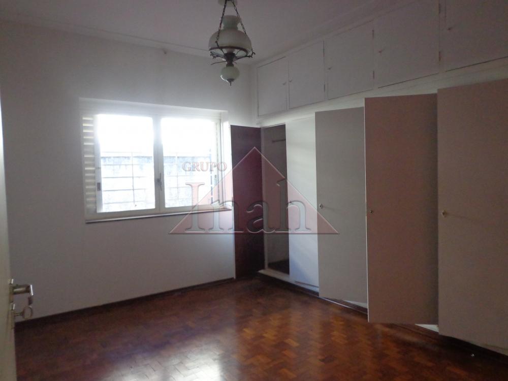 Alugar Casas / Casa em Ribeir&atilde;o Preto R$ 1.800,00 - Foto 9