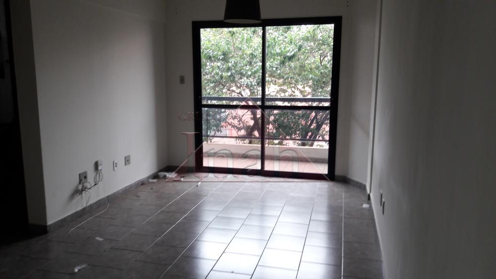 Alugar Apartamentos / Apartamento em Ribeir&atilde;o Preto R$ 600,00 - Foto 1
