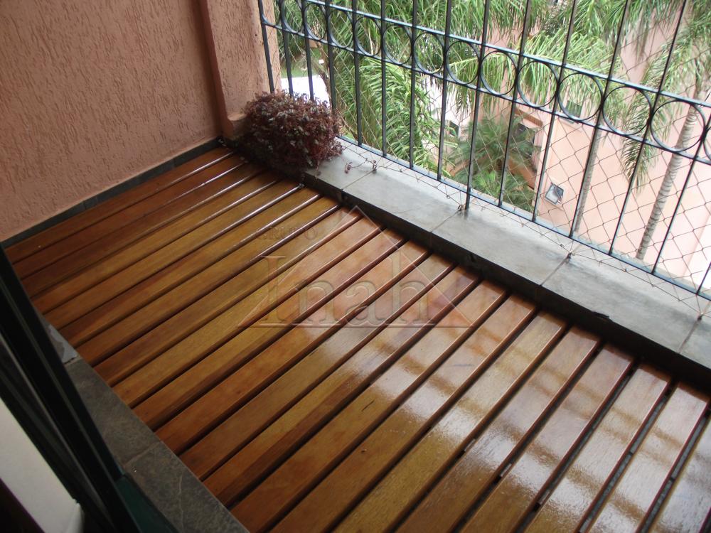 Alugar Apartamentos / Apartamento em Ribeir&atilde;o Preto R$ 1.000,00 - Foto 2