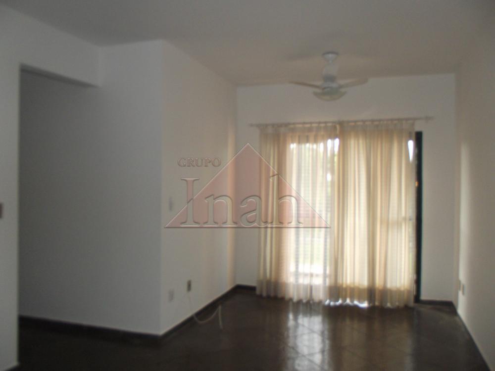 Alugar Apartamentos / Apartamento em Ribeir&atilde;o Preto R$ 800,00 - Foto 1