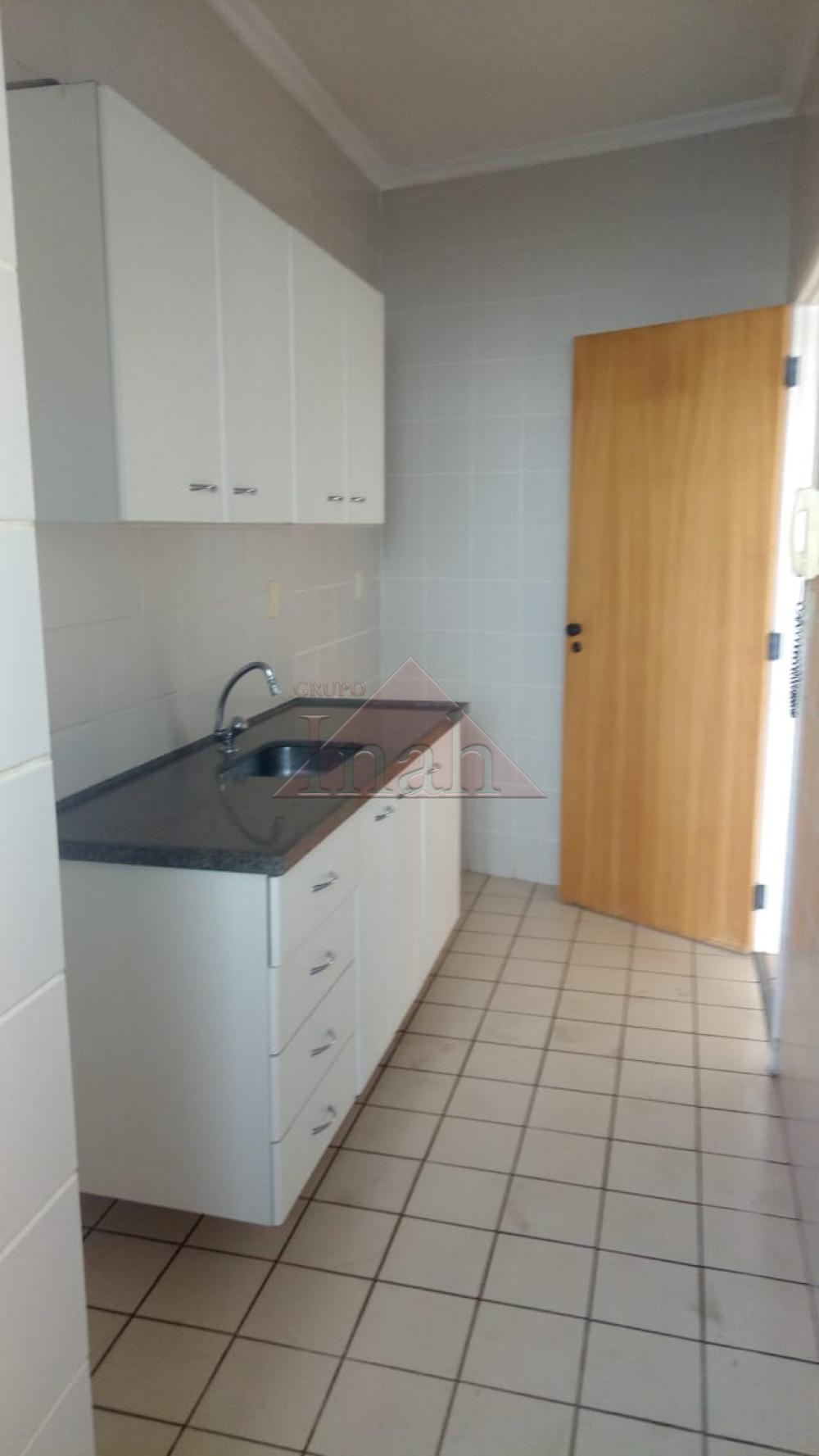 Alugar Apartamentos / Apartamento em Ribeir&atilde;o Preto R$ 900,00 - Foto 1