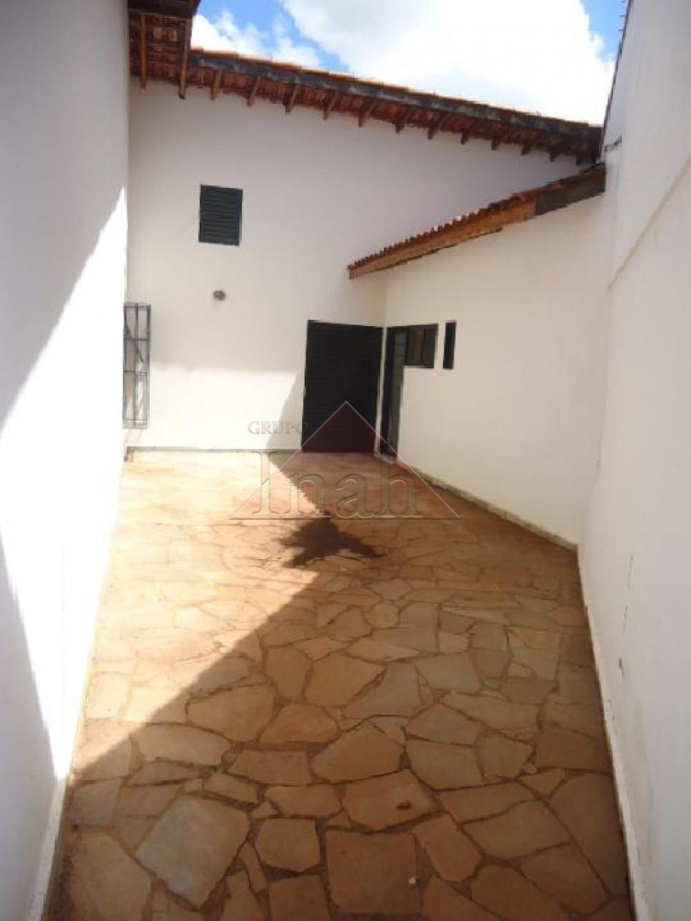 Alugar Casas / Casa em Ribeir&atilde;o Preto R$ 9.000,00 - Foto 16