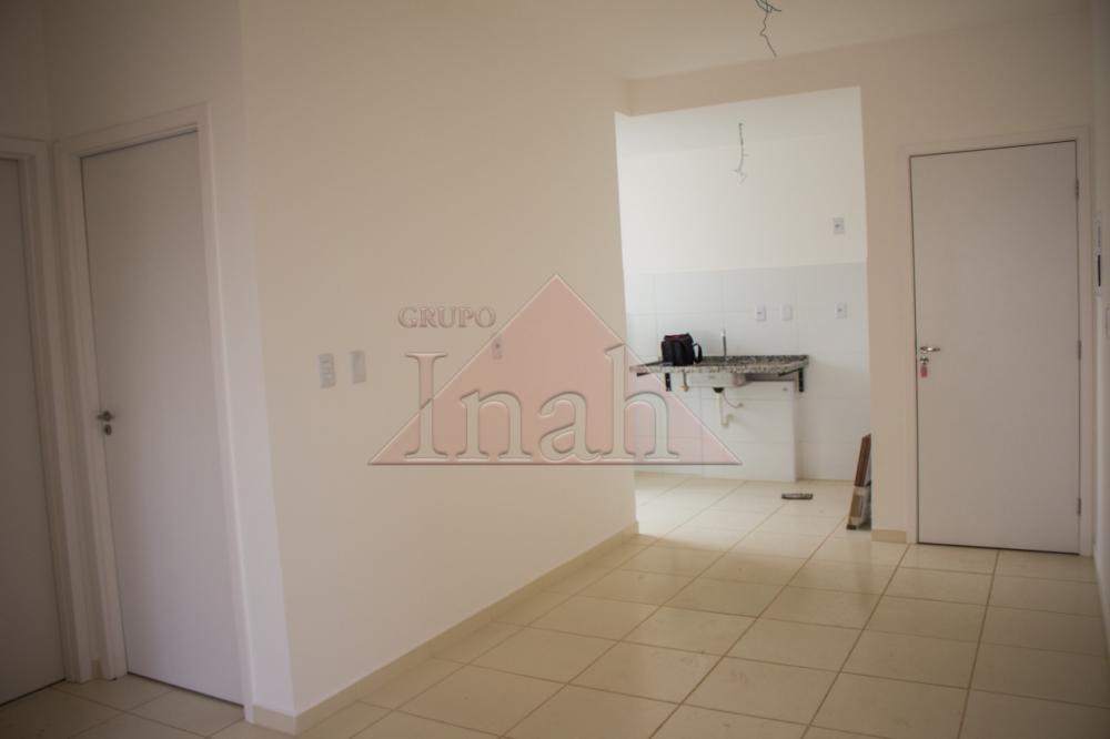 Alugar Apartamentos / Apartamento em Ribeir&atilde;o Preto R$ 900,00 - Foto 4