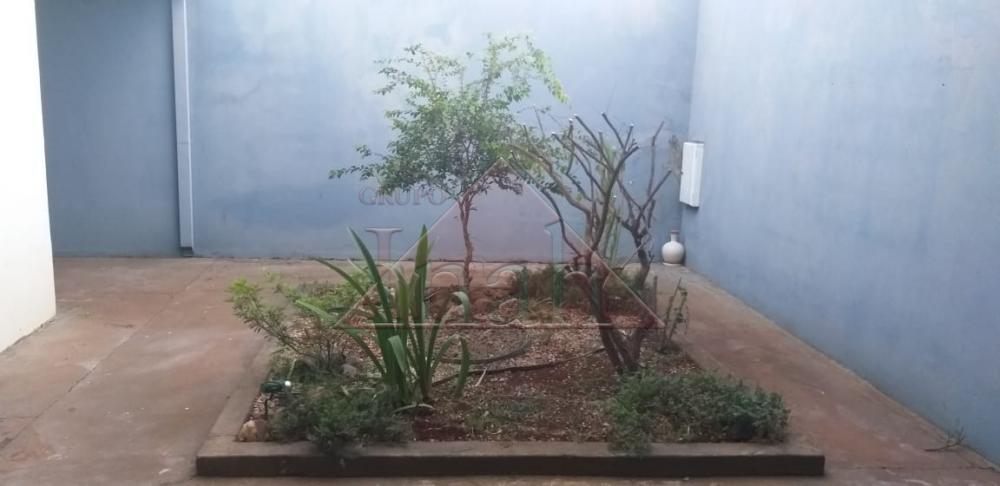 Alugar Casas / Casa em Ribeir&atilde;o Preto R$ 900,00 - Foto 18