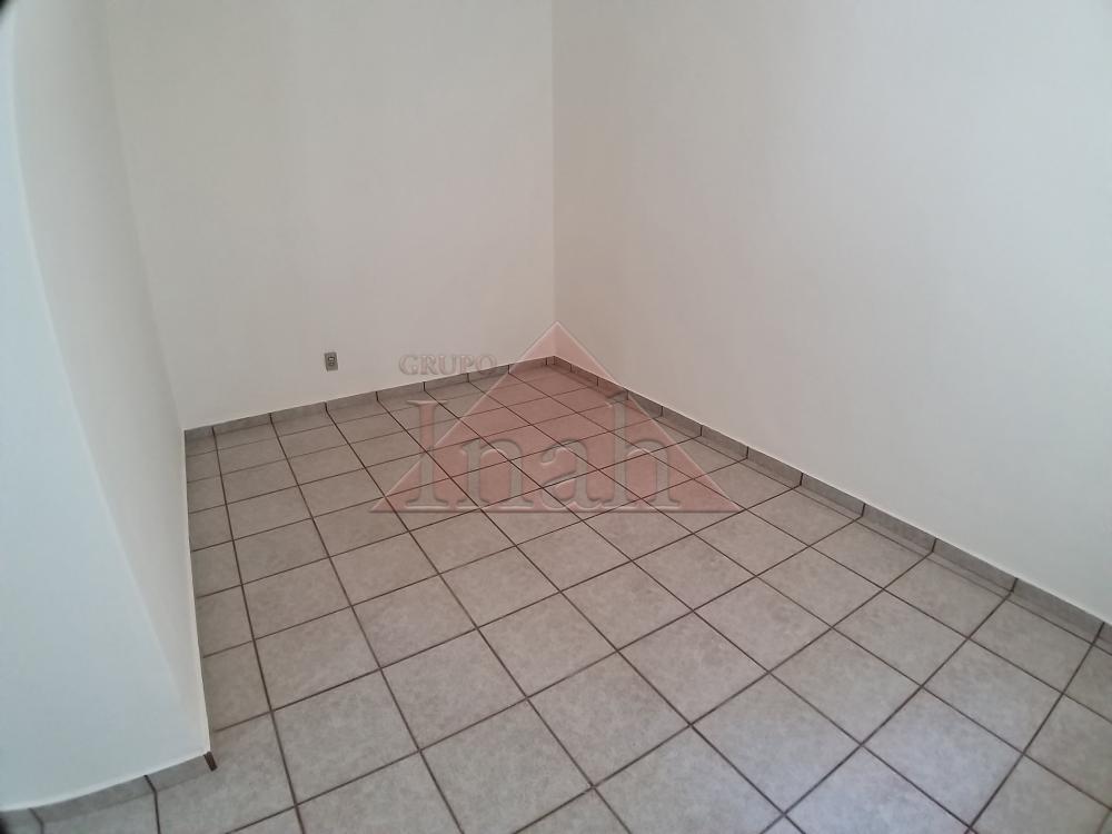 Alugar Casas / Casa em Ribeir&atilde;o Preto R$ 1.800,00 - Foto 8