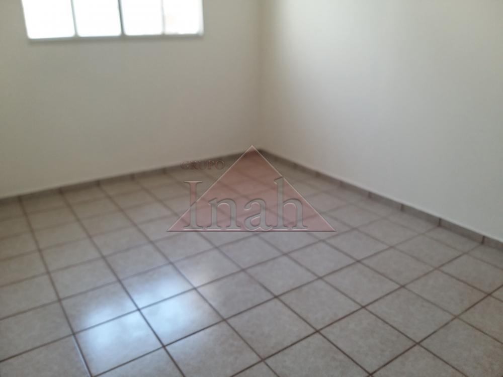 Alugar Casas / Casa em Ribeir&atilde;o Preto R$ 1.800,00 - Foto 11