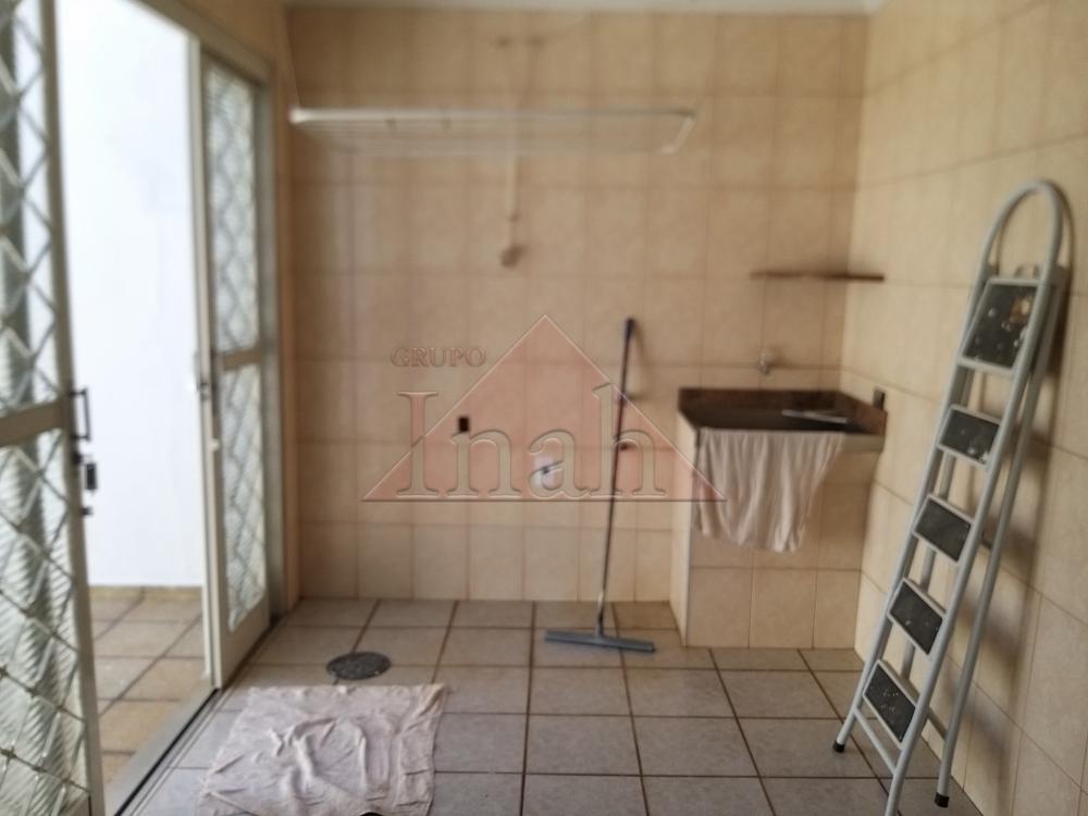 Alugar Casas / Casa em Ribeir&atilde;o Preto R$ 1.800,00 - Foto 14