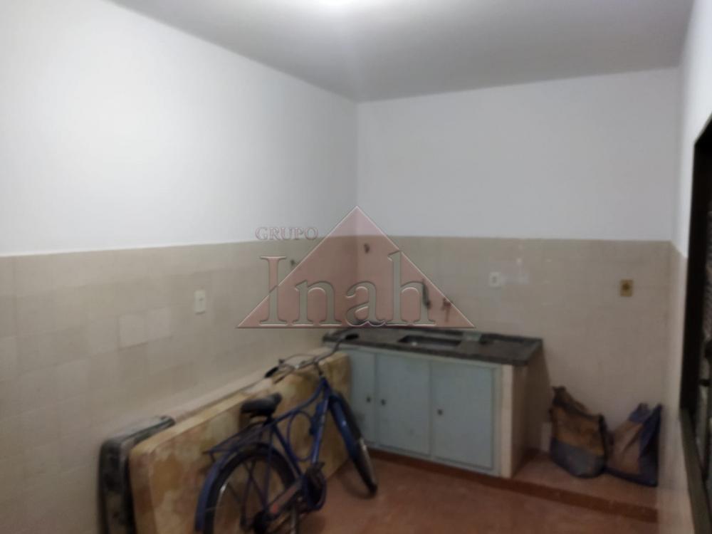 Alugar Casas / Casa em Ribeir&atilde;o Preto R$ 2.000,00 - Foto 4