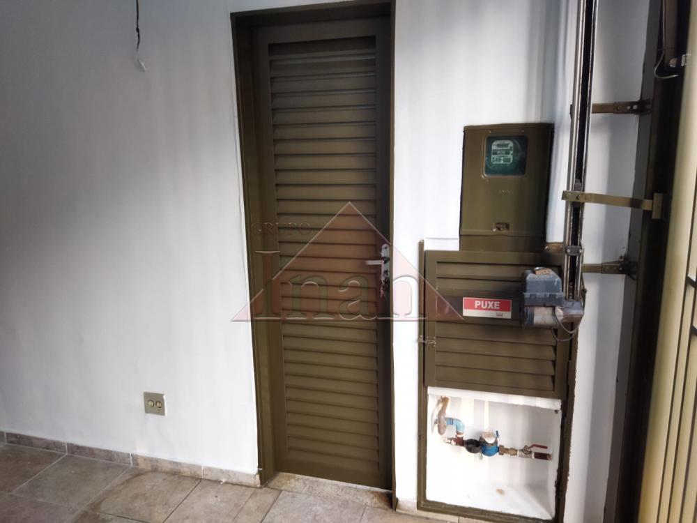 Alugar Casas / Casa em Ribeir&atilde;o Preto R$ 2.000,00 - Foto 12