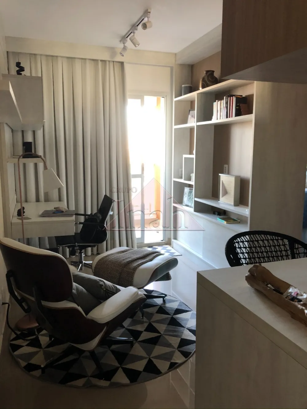Alugar Apartamentos / Apartamento em Ribeir&atilde;o Preto R$ 1.700,00 - Foto 1