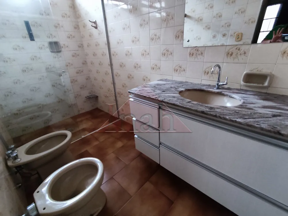 Alugar Casas / Casa em Ribeir&atilde;o Preto R$ 2.600,00 - Foto 12