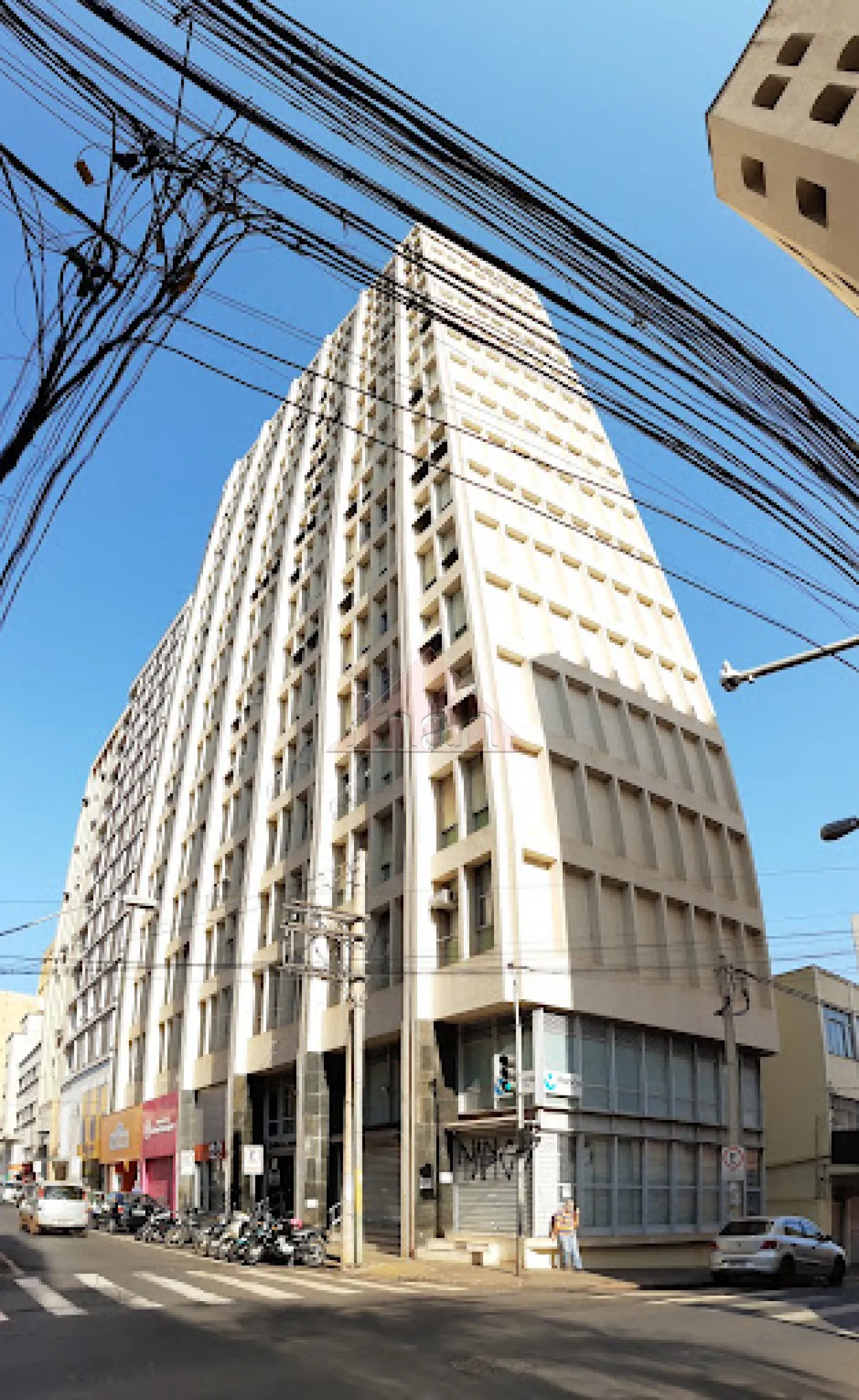 Alugar Apartamentos / Apartamento em Ribeir&atilde;o Preto R$ 1.000,00 - Foto 1