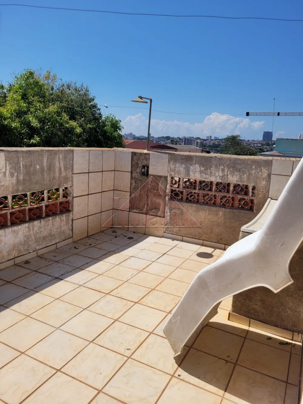 Comprar Casas / CASA RESIDENCIAL em Ribeir&atilde;o Preto R$ 275.000,00 - Foto 10