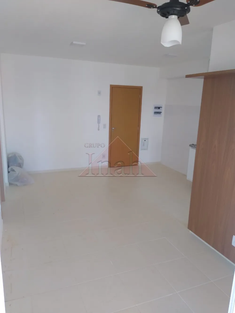 Alugar Apartamentos / Apartamento em Ribeir&atilde;o Preto R$ 2.100,00 - Foto 2