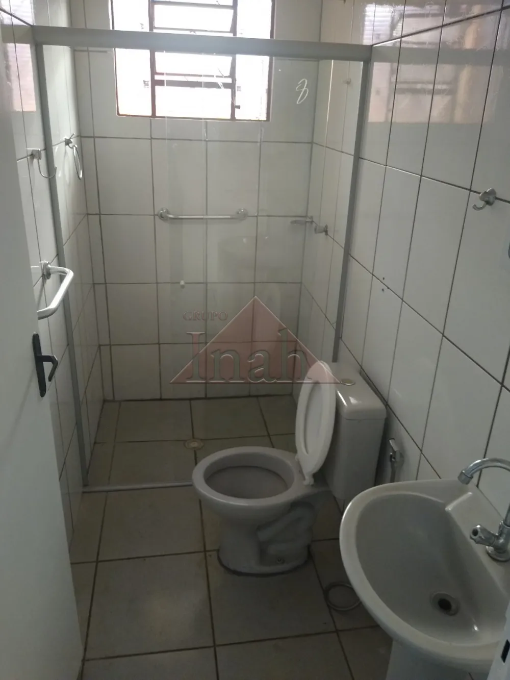 Alugar Casas / Casa em Ribeir&atilde;o Preto R$ 2.300,00 - Foto 21