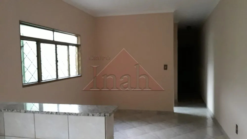 Alugar Casas / Casa em Ribeirão Preto R$ 1.800,00 - Foto 16