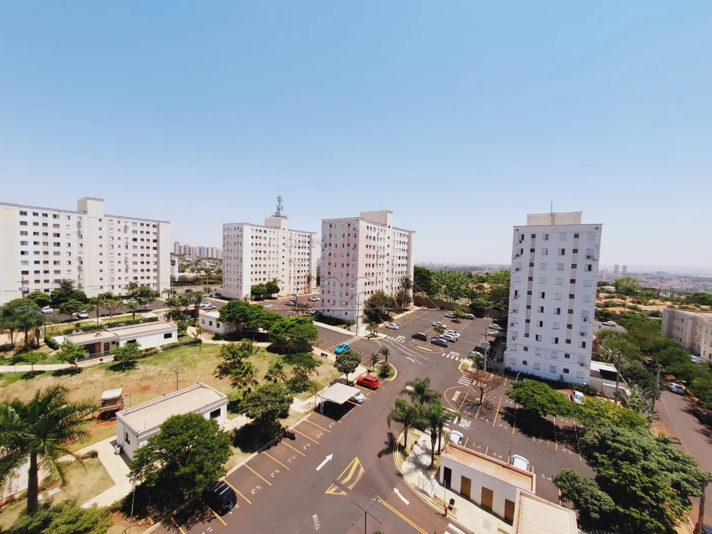 Comprar Apartamentos / Apartamento em Ribeir&atilde;o Preto R$ 230.000,00 - Foto 14