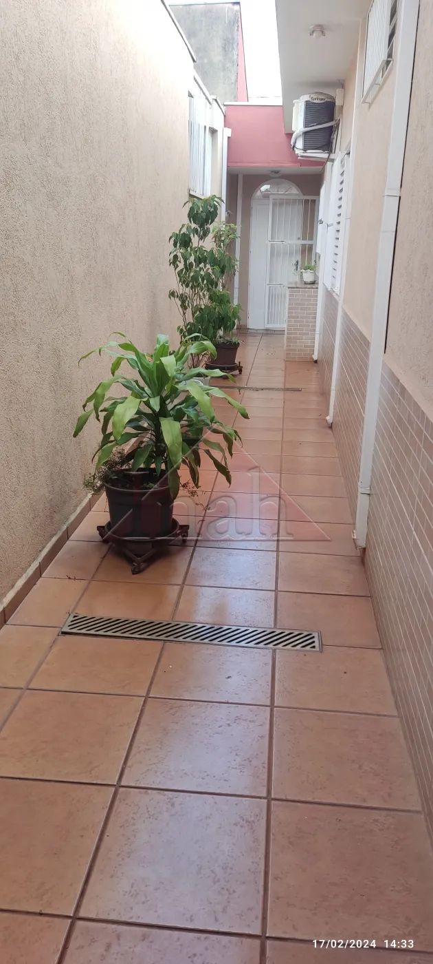 Comprar Casas / Casa em Ribeir&atilde;o Preto R$ 550.000,00 - Foto 4