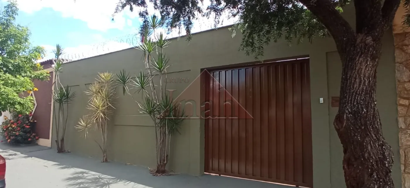 Alugar Casas / Casa em Ribeir&atilde;o Preto R$ 2.300,00 - Foto 1