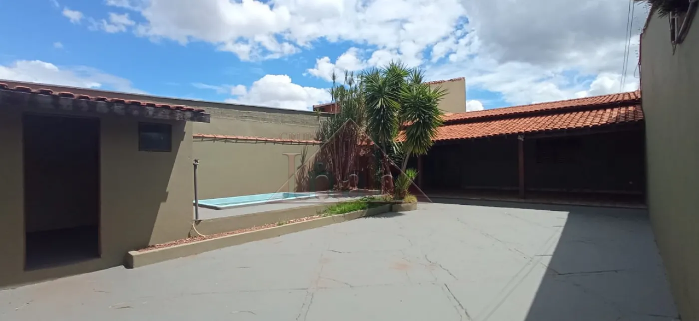 Alugar Casas / Casa em Ribeir&atilde;o Preto R$ 2.300,00 - Foto 2