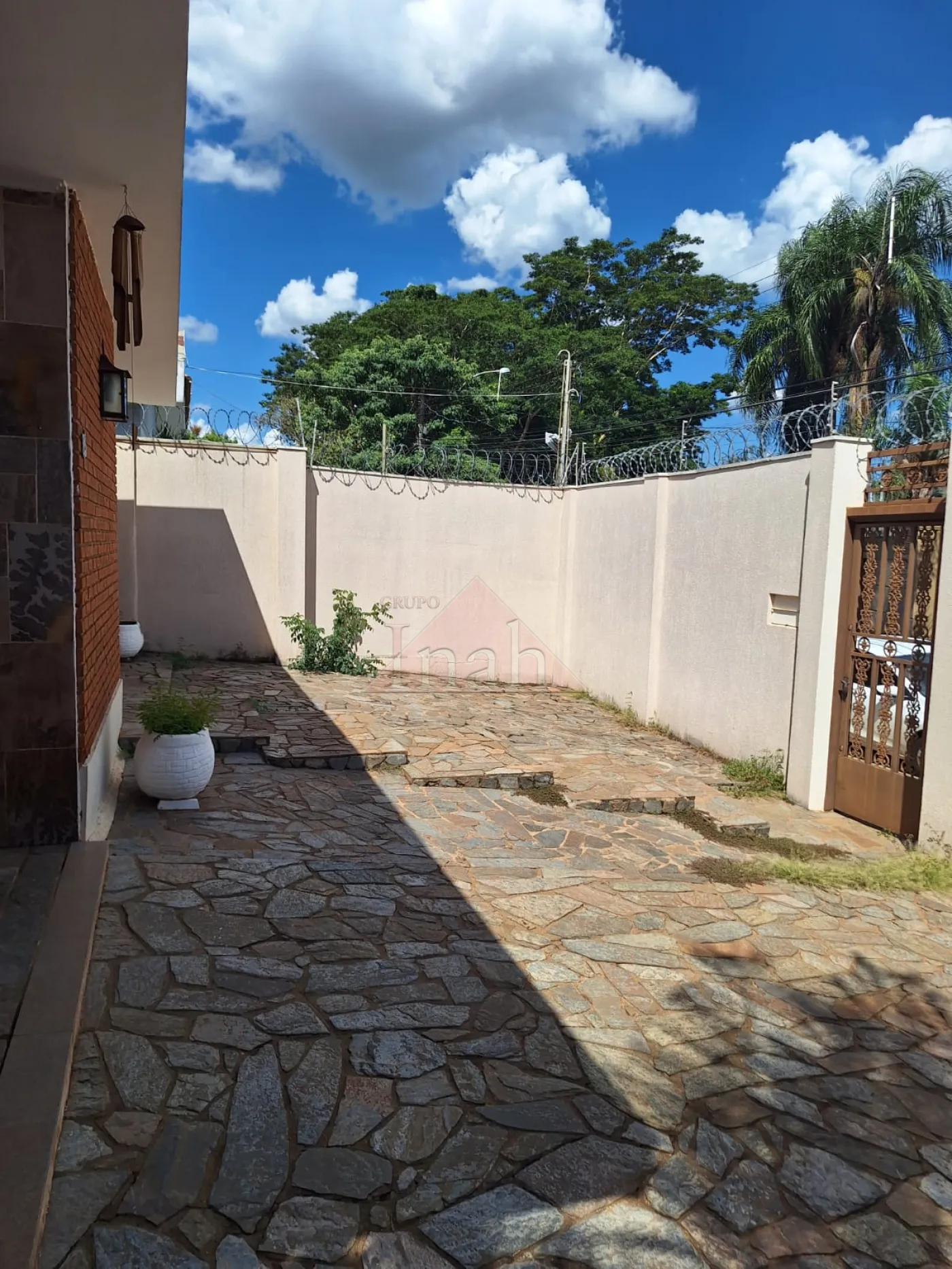 Alugar Casas / Casa em Ribeir&atilde;o Preto R$ 5.000,00 - Foto 2