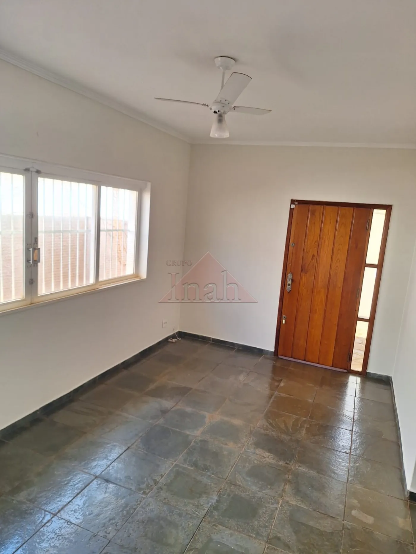 Alugar Casas / Casa em Ribeir&atilde;o Preto R$ 5.000,00 - Foto 4