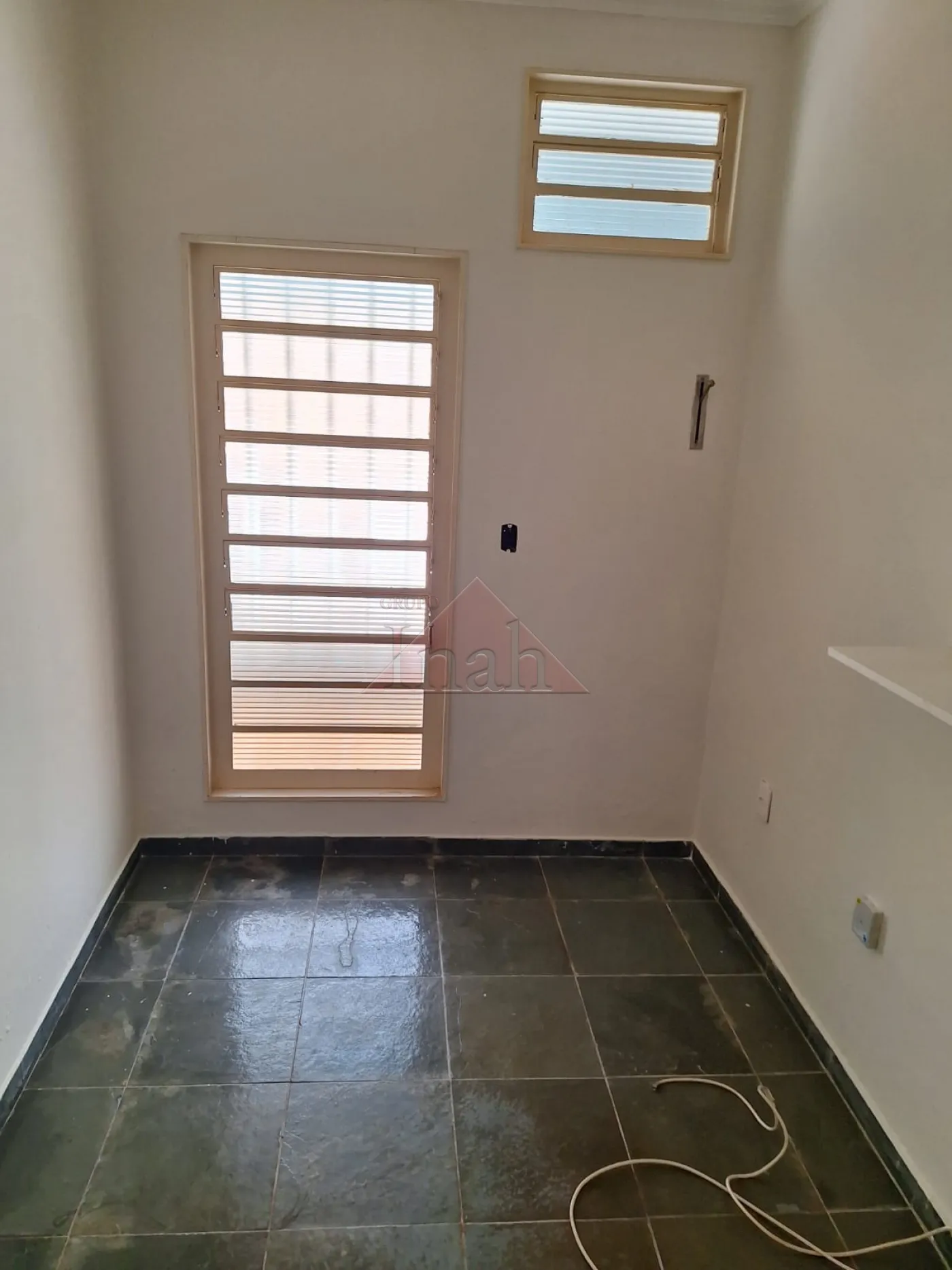 Alugar Casas / Casa em Ribeir&atilde;o Preto R$ 5.000,00 - Foto 9