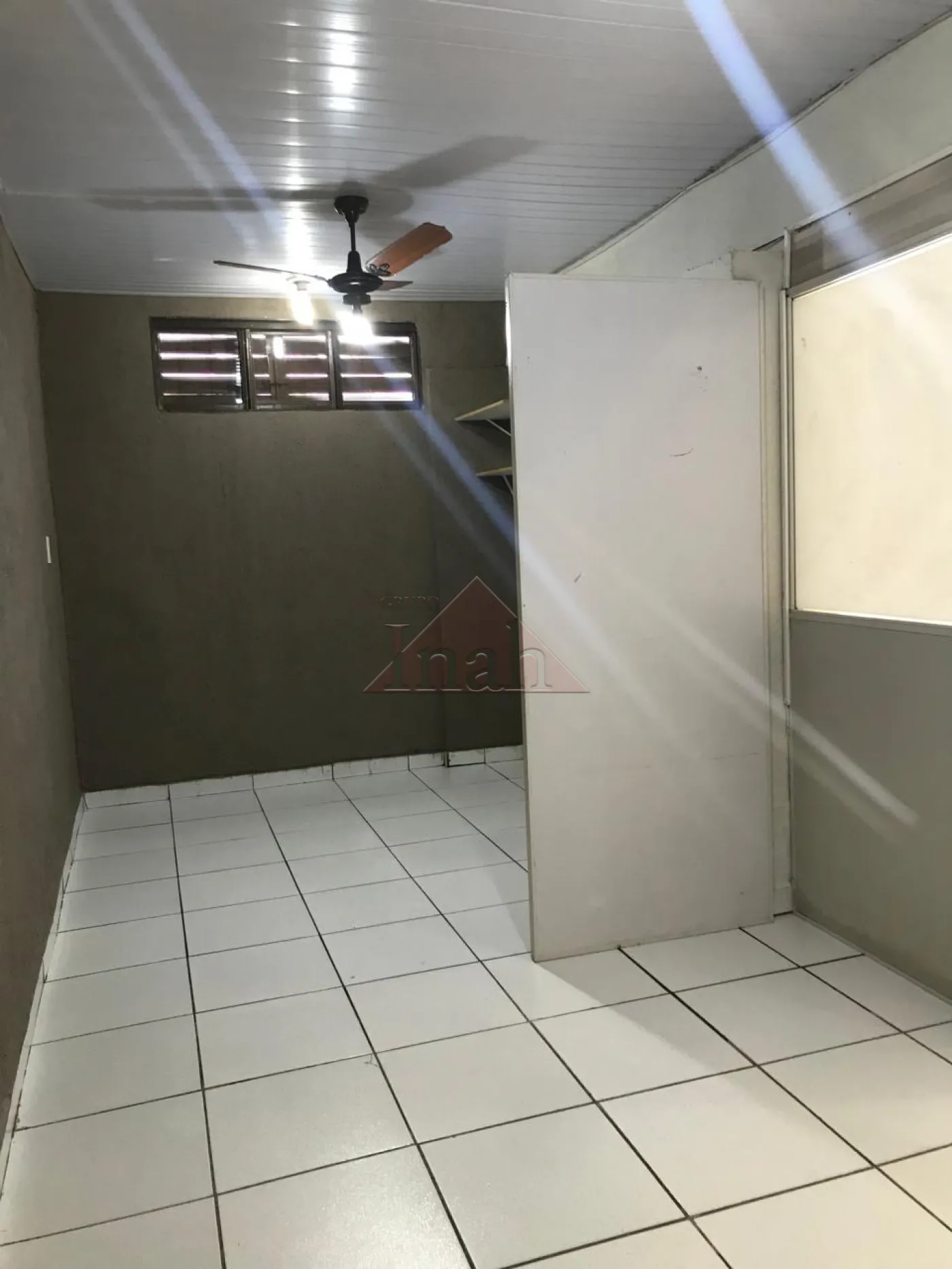 Alugar Comerciais / Sal&atilde;o em Ribeir&atilde;o Preto R$ 1.300,00 - Foto 4