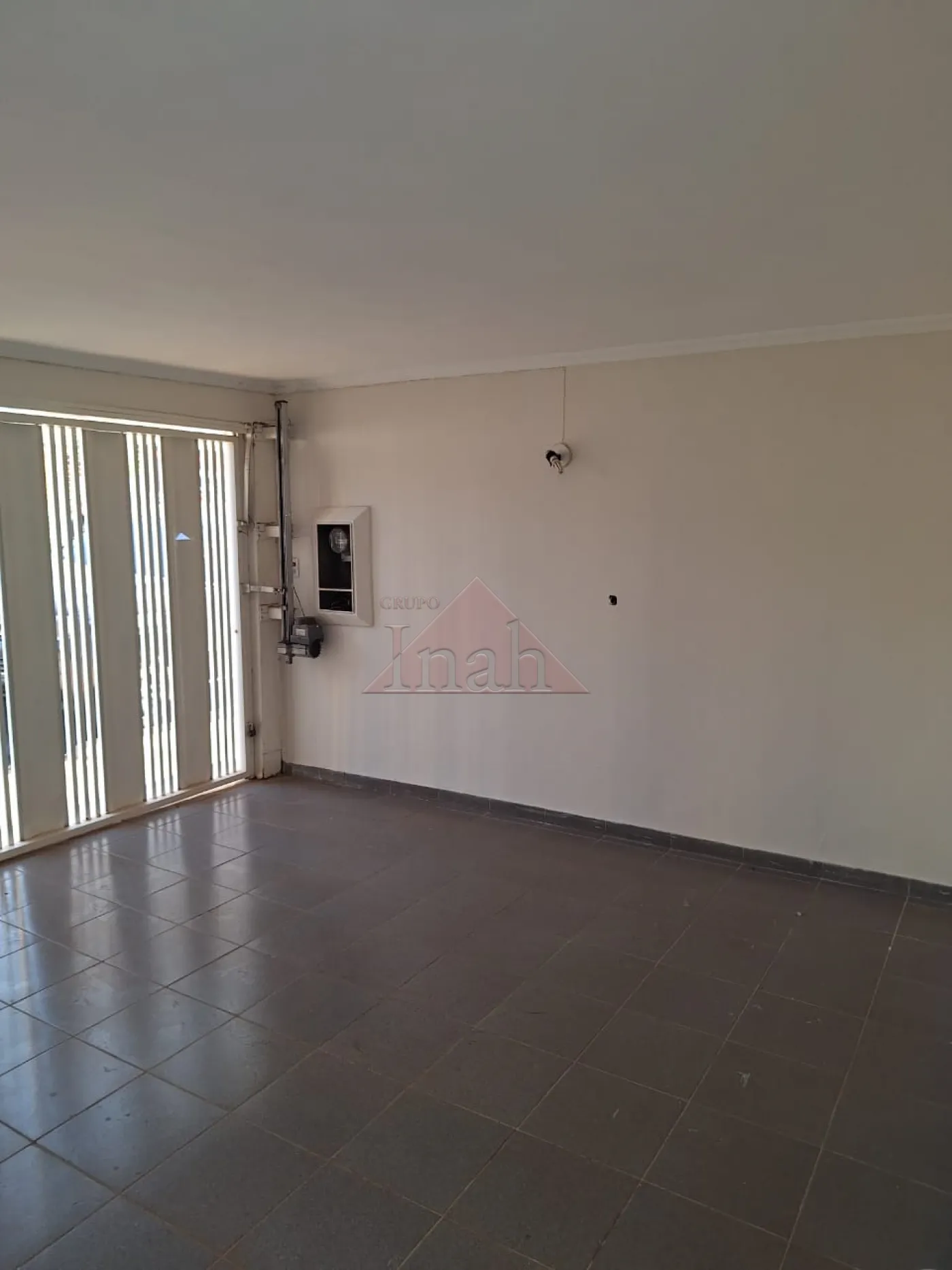 Alugar Casas / Casa em Ribeir&atilde;o Preto R$ 4.000,00 - Foto 2