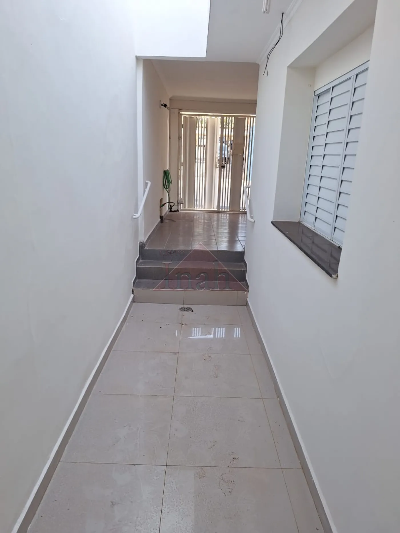 Alugar Casas / Casa em Ribeir&atilde;o Preto R$ 4.000,00 - Foto 9