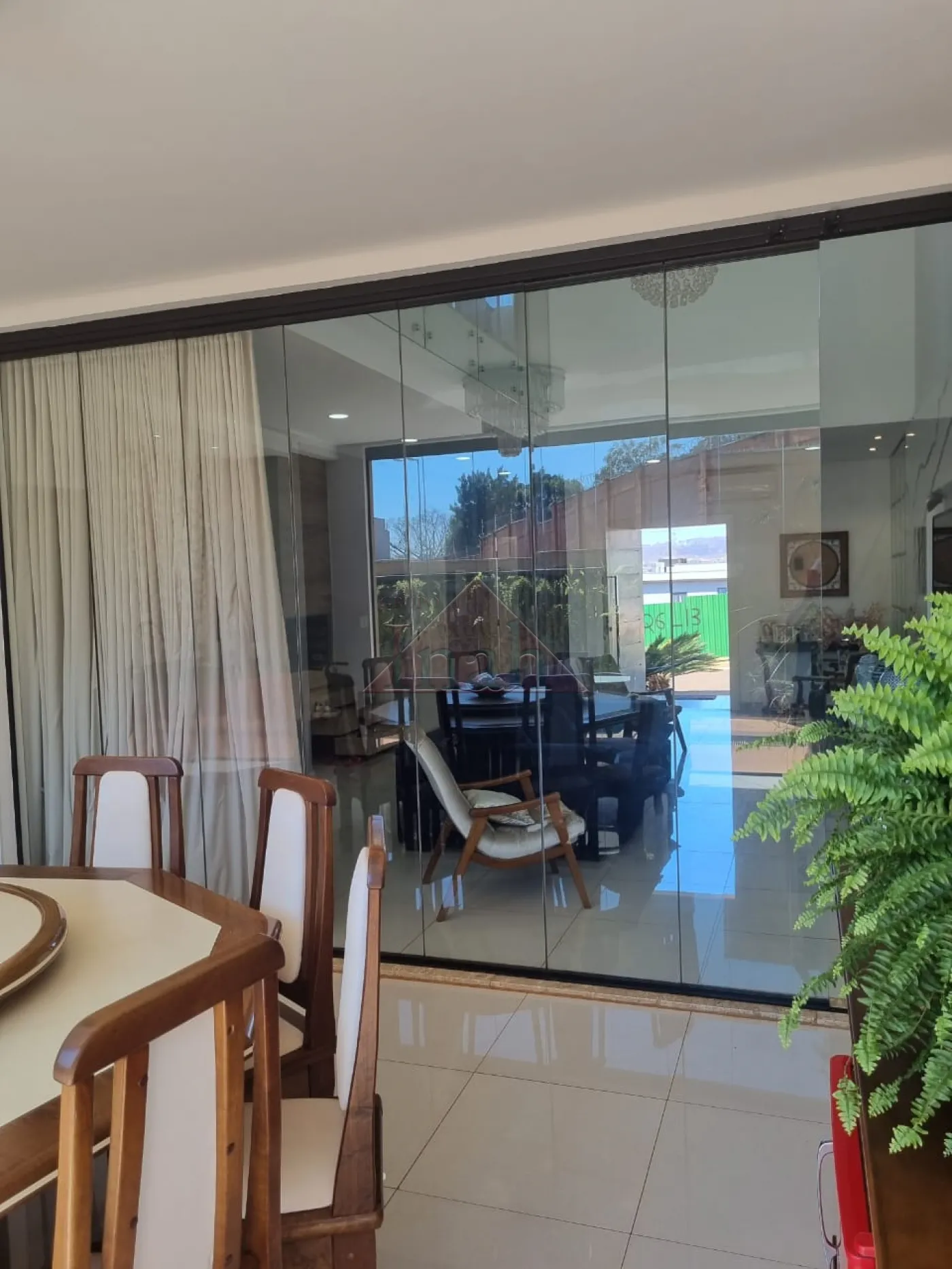 Alugar Casas / CASA RESIDENCIAL em Ribeir&atilde;o Preto R$ 5.500,00 - Foto 9