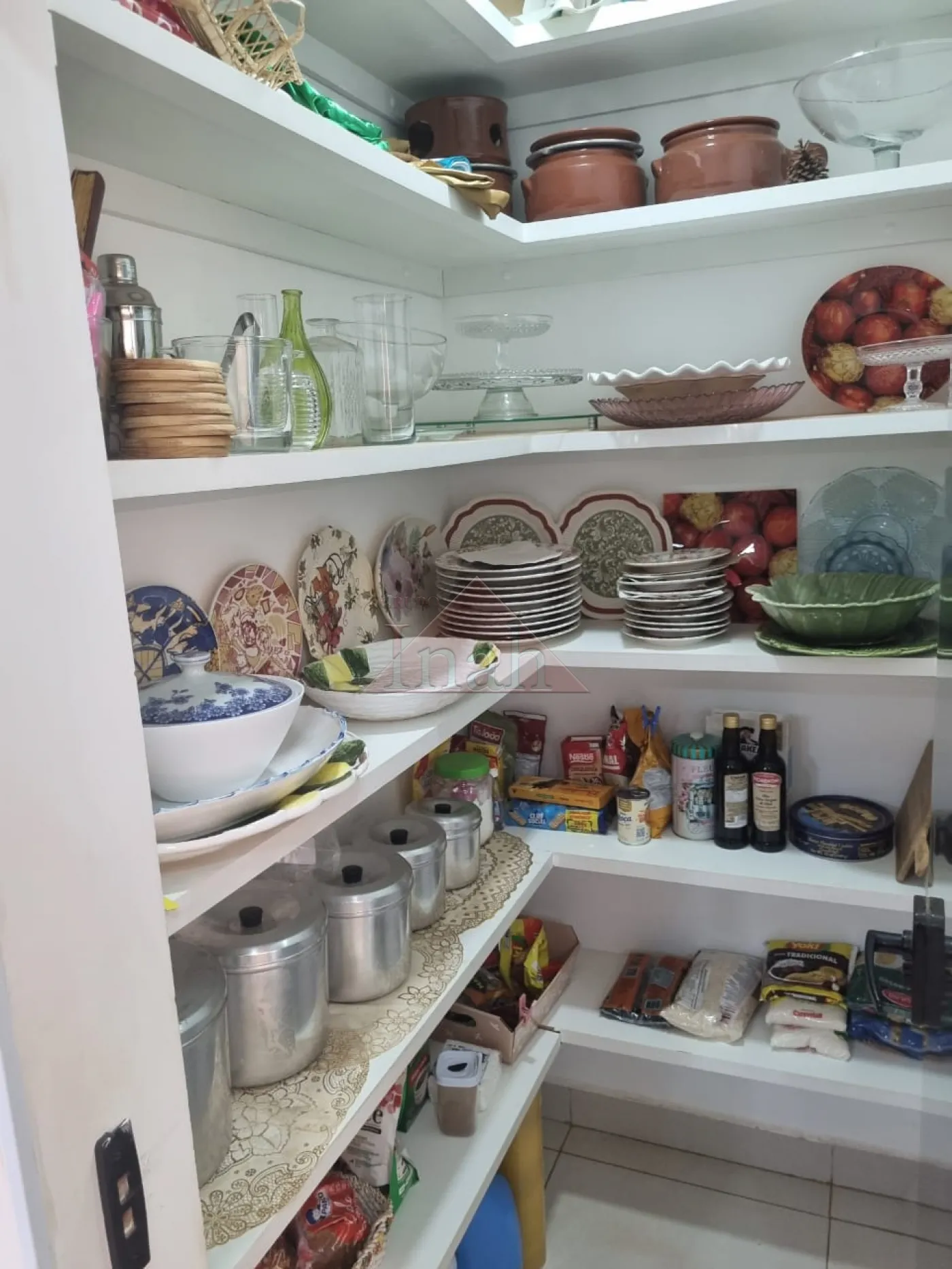 Alugar Casas / CASA RESIDENCIAL em Ribeir&atilde;o Preto R$ 5.500,00 - Foto 13