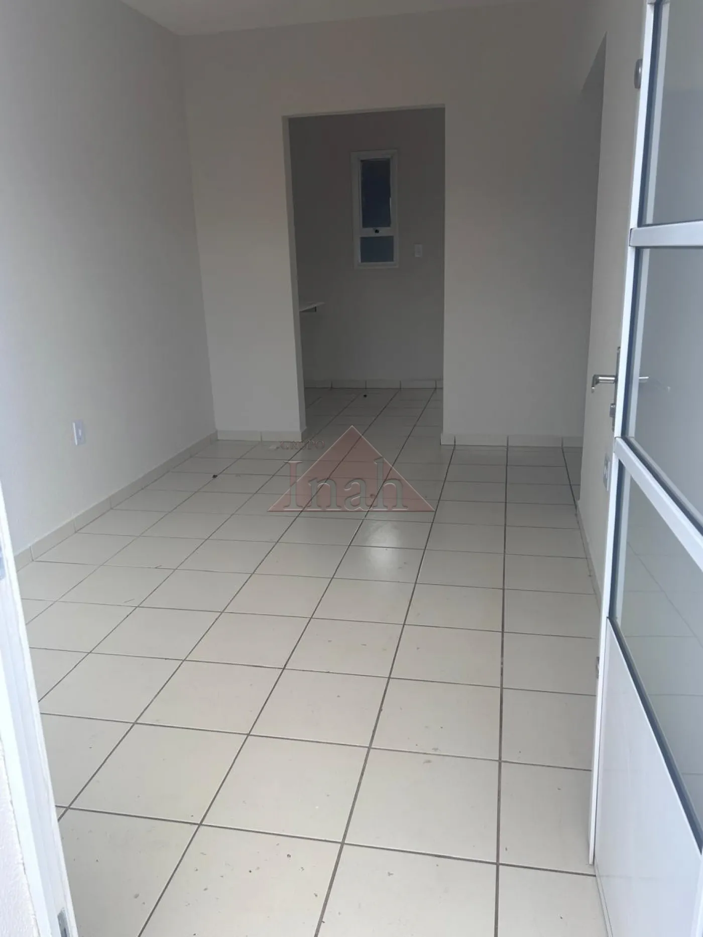 Comprar Casas / CASA RESIDENCIAL em Ribeir&atilde;o Preto R$ 230.000,00 - Foto 10