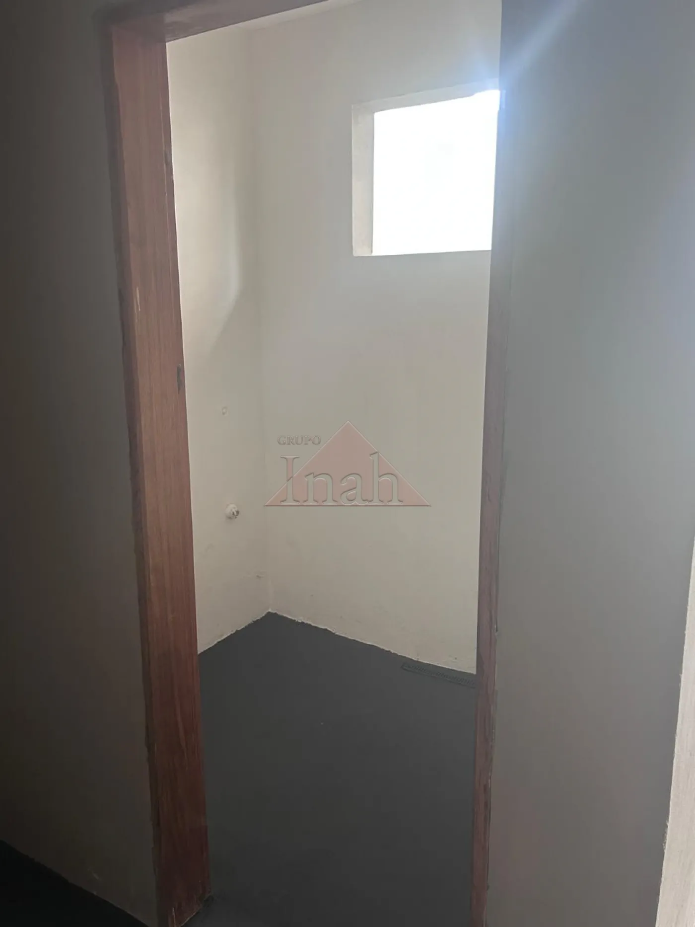 Comprar Casas / CASA RESIDENCIAL em Ribeir&atilde;o Preto R$ 230.000,00 - Foto 16