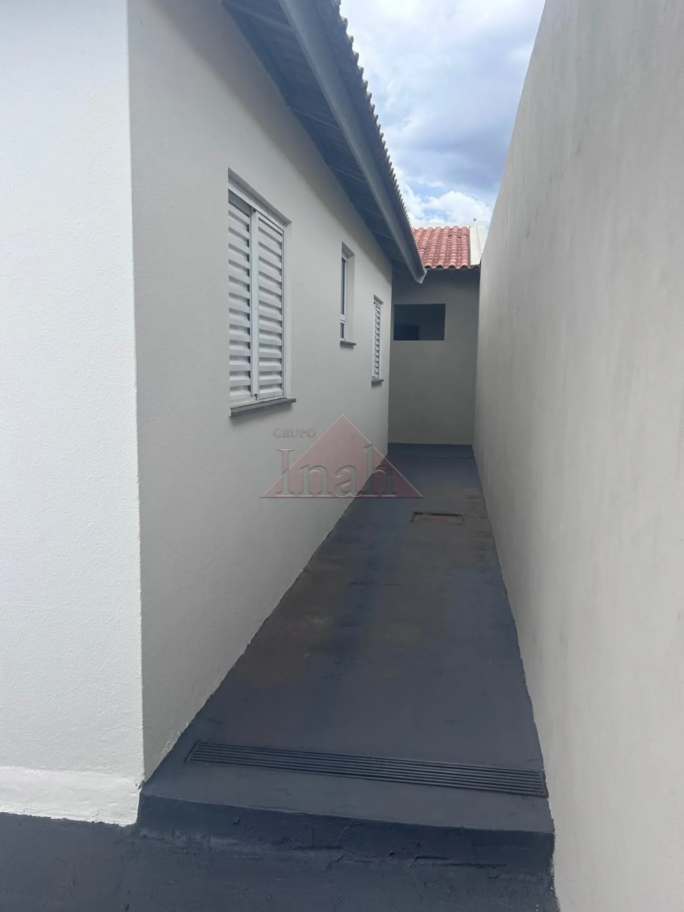 Comprar Casas / CASA RESIDENCIAL em Ribeir&atilde;o Preto R$ 230.000,00 - Foto 20