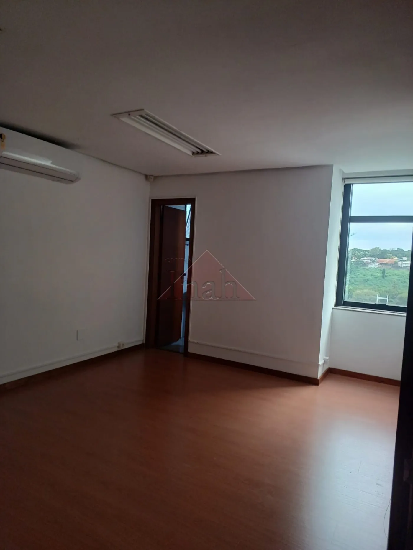 Alugar Comerciais / Sala em Ribeir&atilde;o Preto R$ 4.150,00 - Foto 8