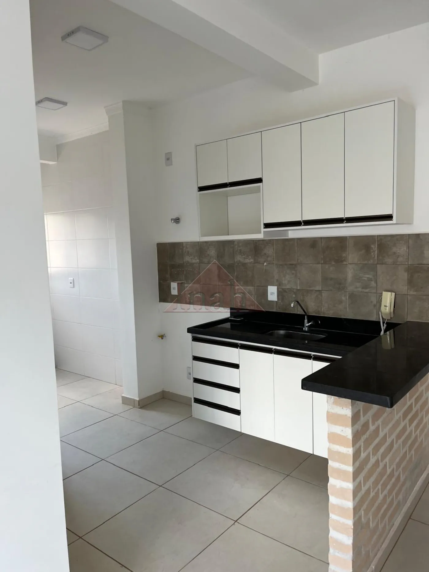 Alugar Apartamentos / Apartamento em Ribeir&atilde;o Preto R$ 1.600,00 - Foto 2