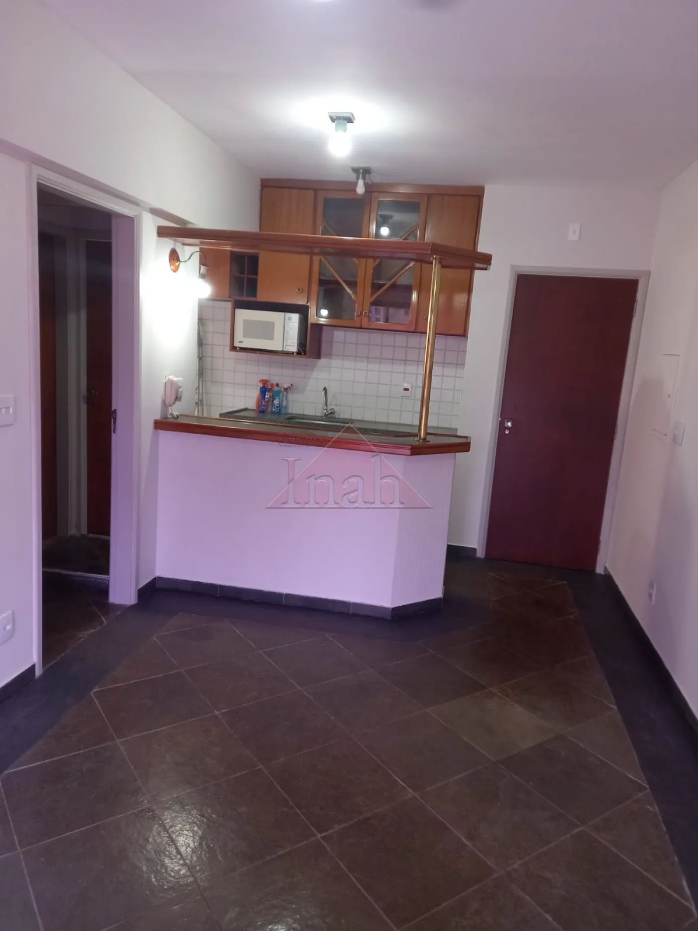 Alugar Apartamentos / Apartamento em Ribeirão Preto R$ 1.000,00 - Foto 2