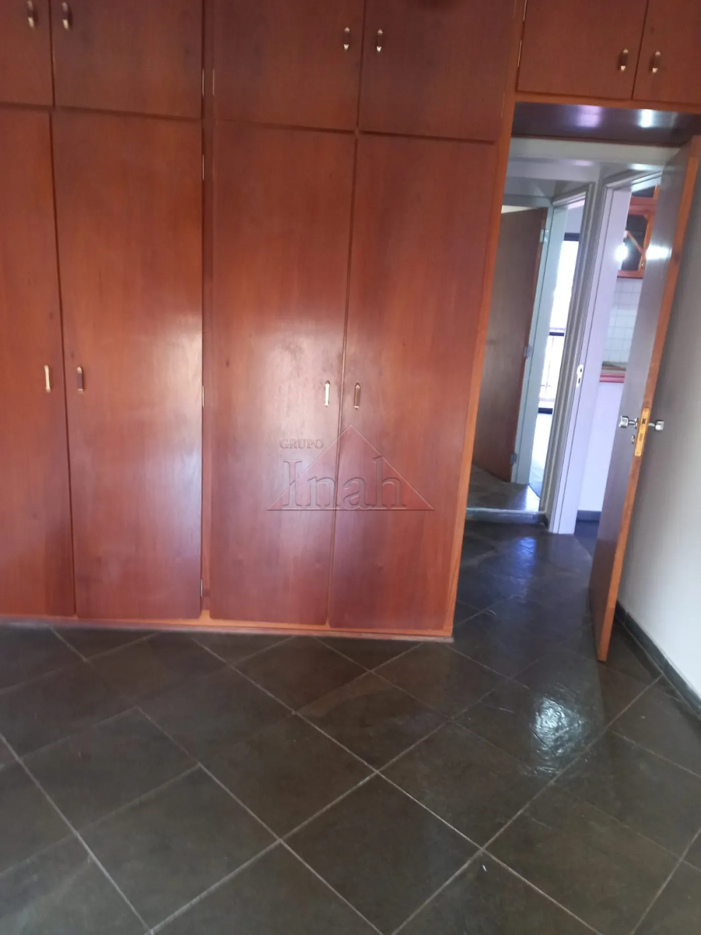 Alugar Apartamentos / Apartamento em Ribeirão Preto R$ 1.000,00 - Foto 3