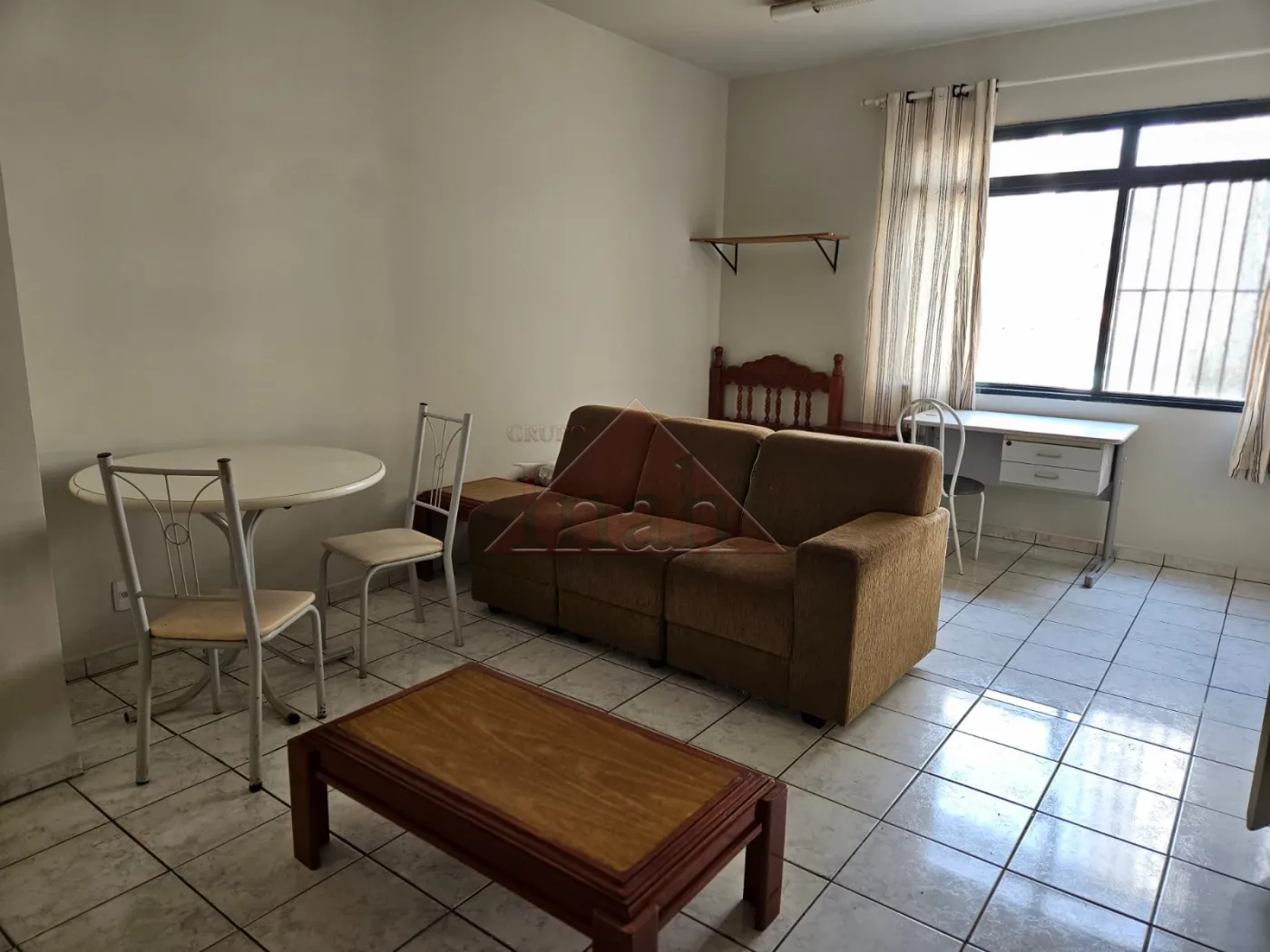 Alugar Apartamentos / Kitchnet em Ribeir&atilde;o Preto R$ 1.100,00 - Foto 1