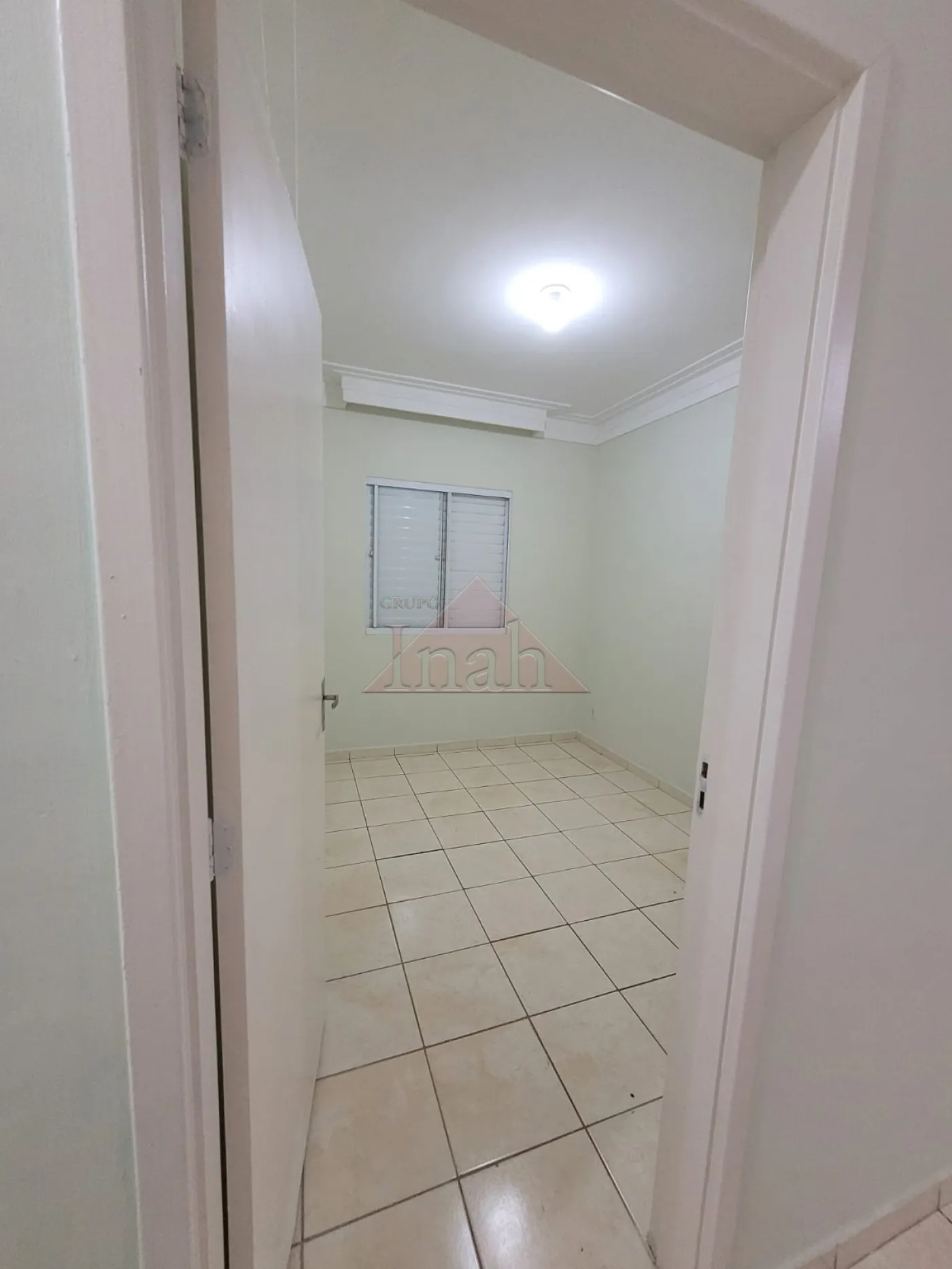 Alugar Apartamentos / Apartamento em Ribeirão Preto R$ 750,00 - Foto 4
