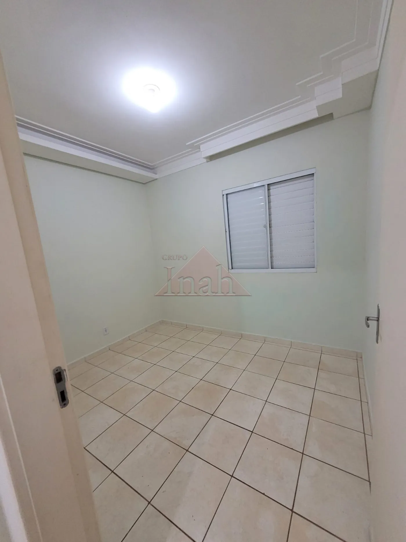 Alugar Apartamentos / Apartamento em Ribeirão Preto R$ 750,00 - Foto 8
