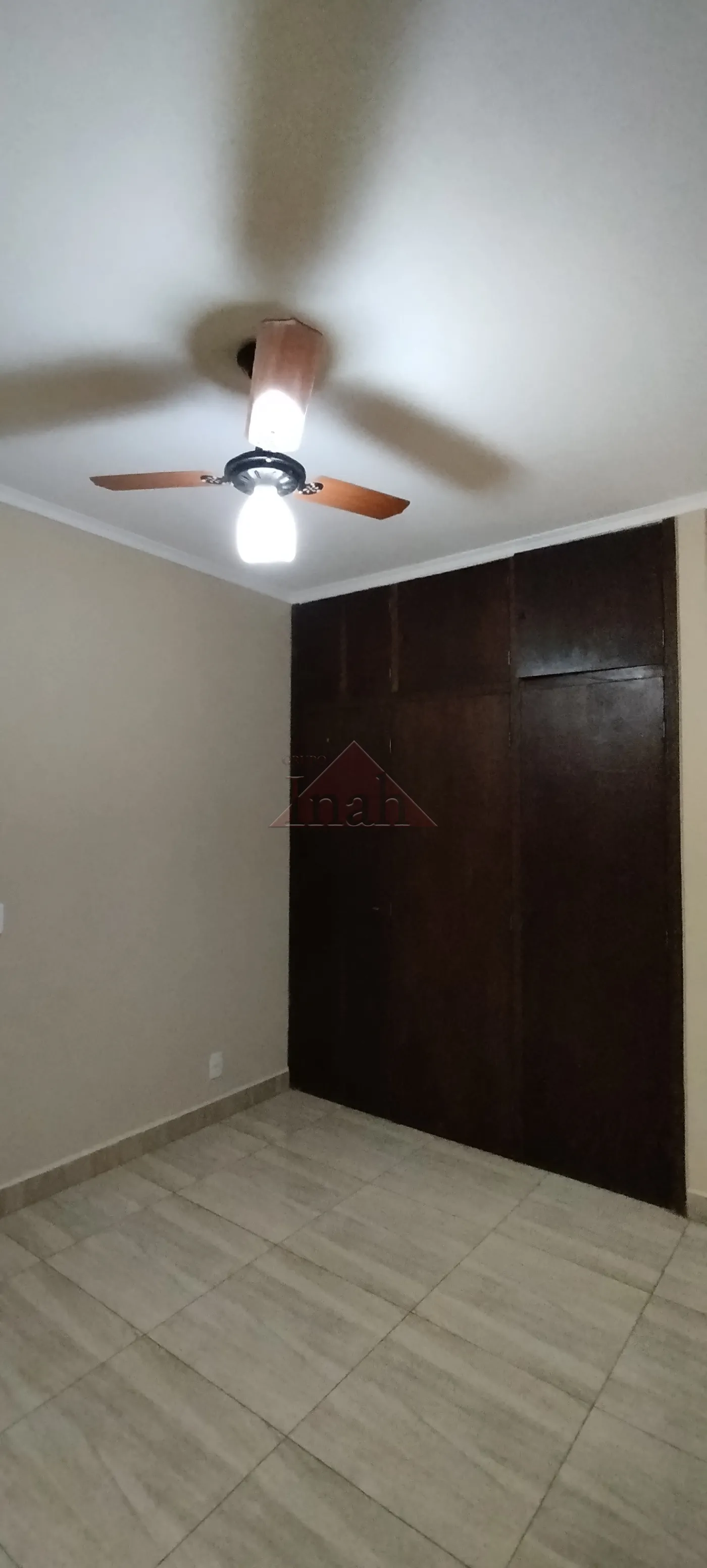 Alugar Casas / CASA RESIDENCIAL em Ribeirão Preto R$ 1.600,00 - Foto 11