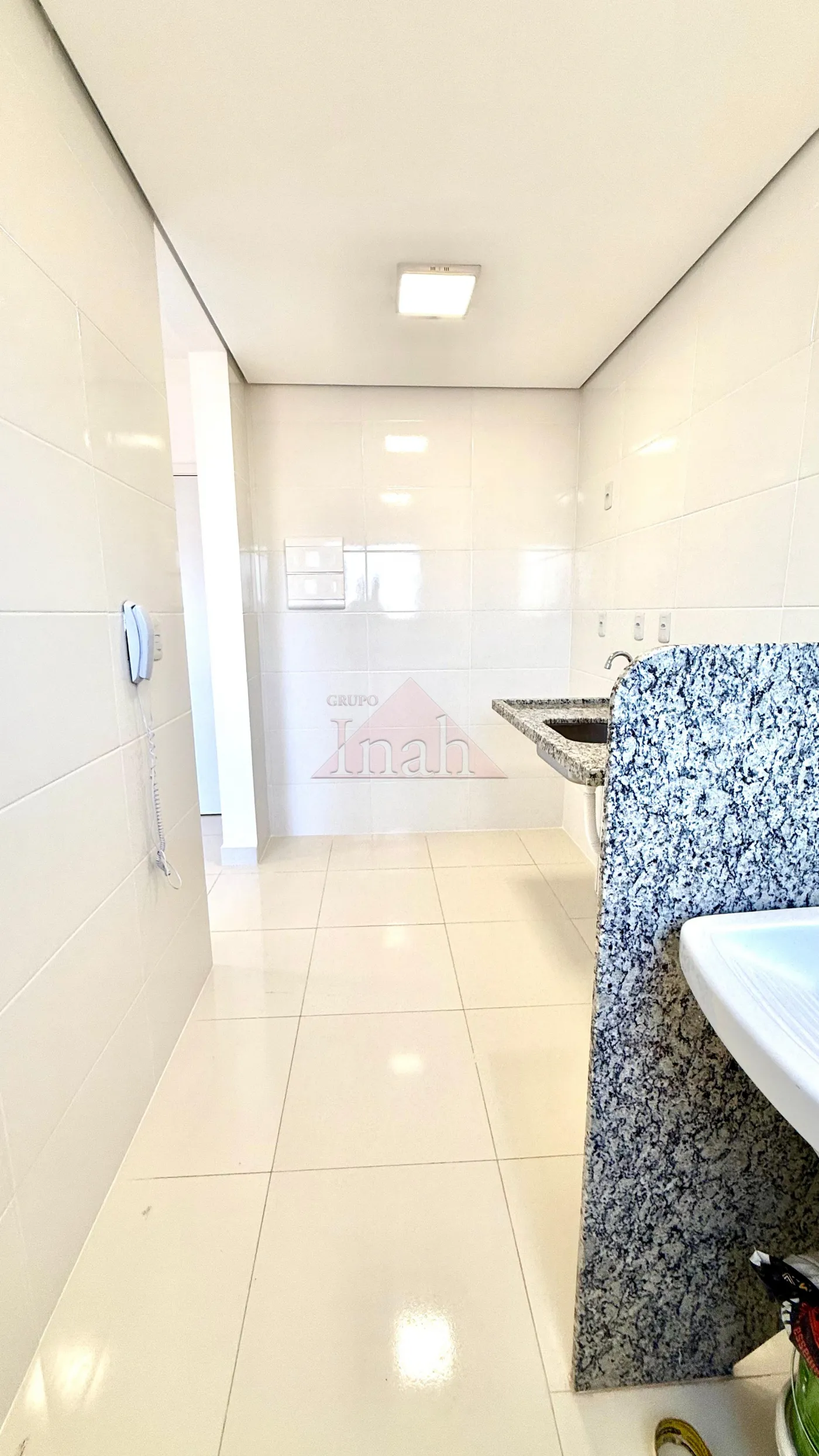 Comprar Apartamentos / Apartamento em RIBEIR&Atilde;O PRETO R$ 279.900,00 - Foto 2
