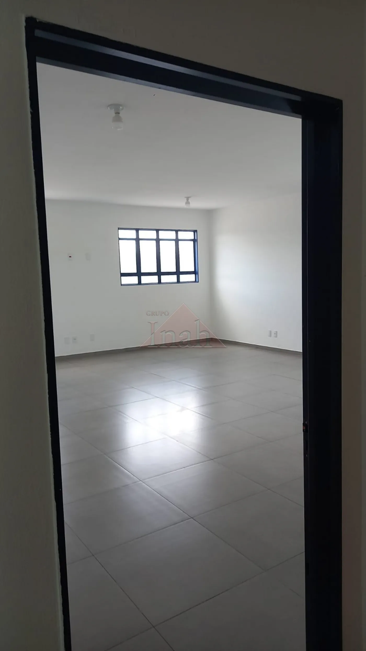 Alugar Comerciais / Sala em Ribeir&atilde;o Preto R$ 1.300,00 - Foto 5