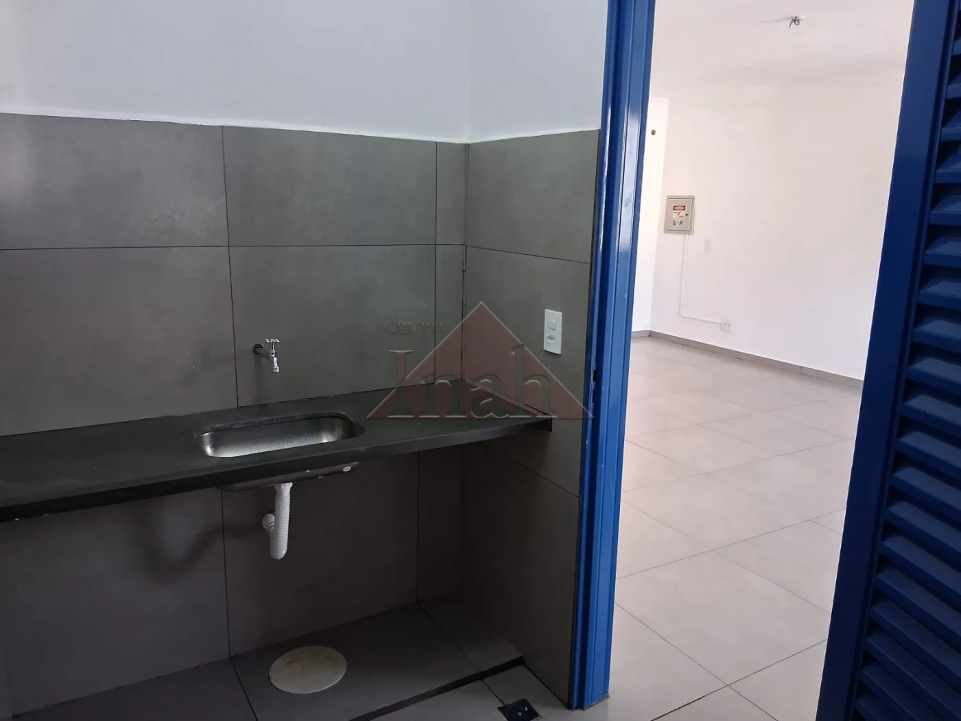 Alugar Comerciais / Sal&atilde;o em Ribeir&atilde;o Preto R$ 11.200,00 - Foto 4