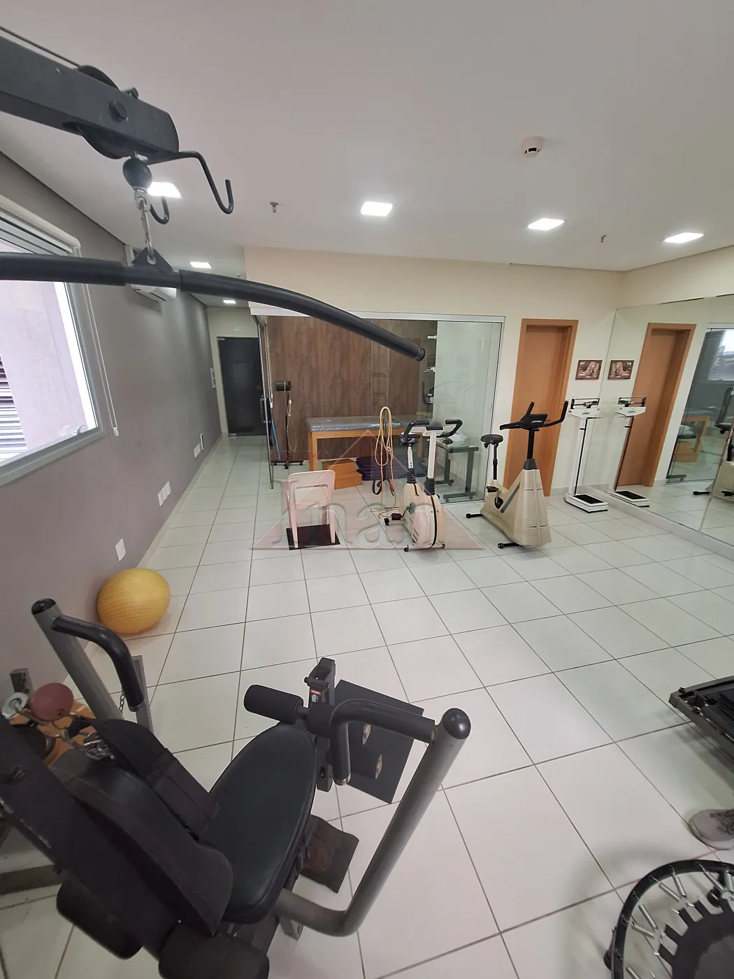 Alugar Comerciais / Sala em Ribeir&atilde;o Preto R$ 2.600,00 - Foto 4